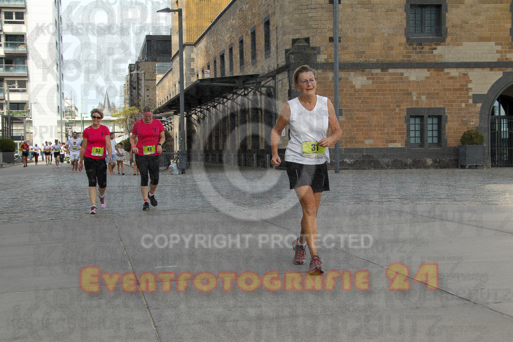 250920_1340_EV4_6419 | Sportfotografie im Rhein-Sieg Kreis, Köln, Bonn, NRW, Rheinland Pfalz, Hessen, etc. Unser Tätigkeitsfeld umfasst den Laufsport vom Volkslauf über den Marathon, Duathlon, Triathon bis zum Ultralauf wie Kölnpfad Ultra oder Schindertrail.