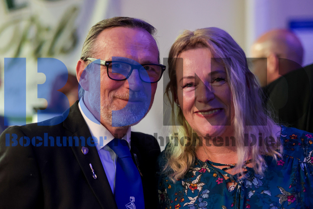 Maiabendfest 2024 {date} -  | {headline}



(Foto: Sebastian Sendlak / BOND)

 - Realisiert mit Pictrs.com