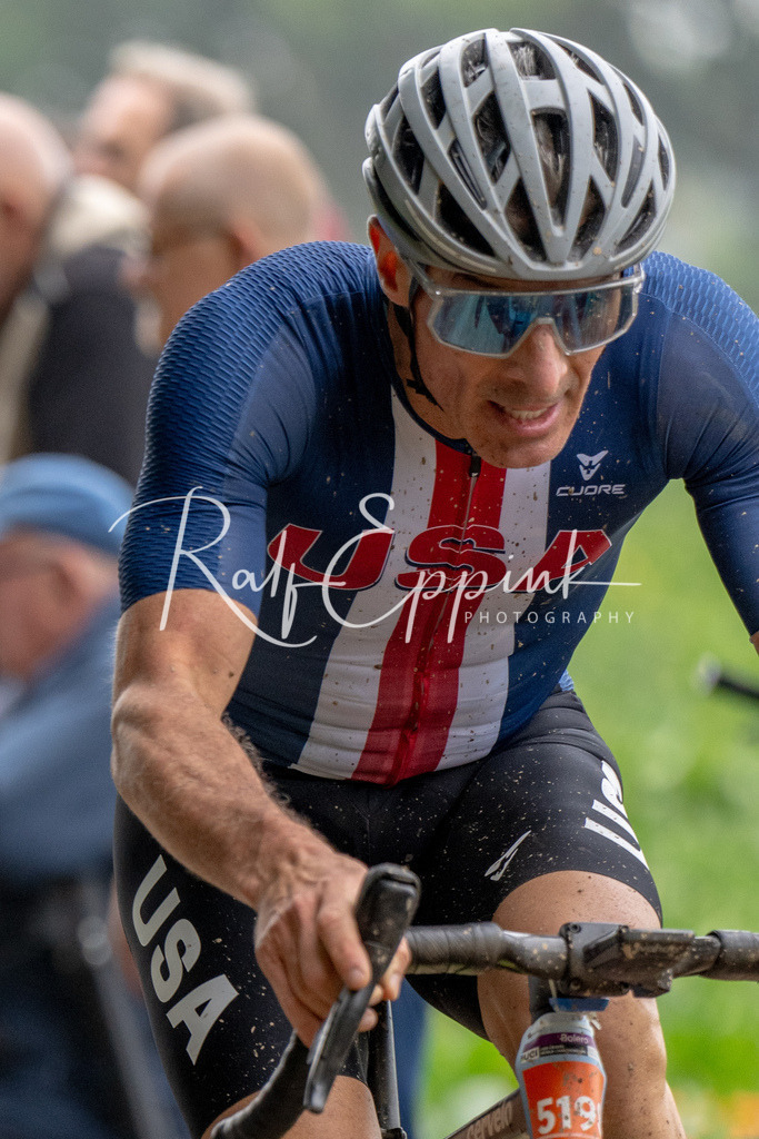 Ralf Eppink Photography 20251011_DSC00370 | Sportfotografie, Eventfotografie, Porträtfotografie, Radsport Fotograf, Triathlon Fotograf, Düsseldorf Fotograf, Köln Fotograf, Actionfotografie, Teamfotografie, Peoplefotografie, Business Portraits, Veranstaltungsfotografie, Reportagefotografie - Realisiert mit Pictrs.com
