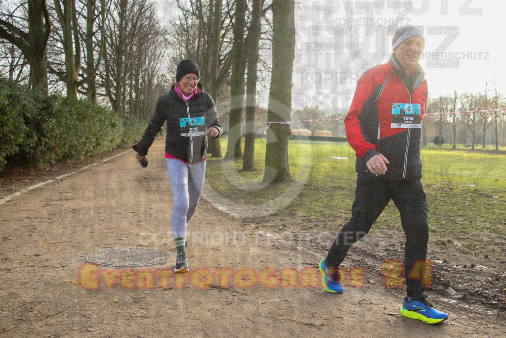 241231_1032_EV4_4354 | Sportfotografie im Rhein-Sieg Kreis, Köln, Bonn, NRW, Rheinland Pfalz, Hessen, etc. Unser Tätigkeitsfeld umfasst den Laufsport vom Volkslauf über den Marathon, Duathlon, Triathon bis zum Ultralauf wie Kölnpfad Ultra oder Schindertrail.