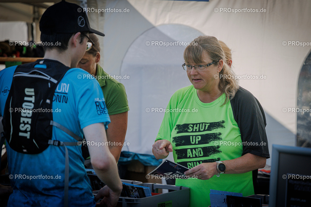 Sparda-Bank Nachtlauf Bonn; Bonn, 18.06.2025 | Impressionen vom Sparda-Bank Nachtlauf Bonn am 18.06.2025 in Bonn (Nordrhein-Westfalen). 