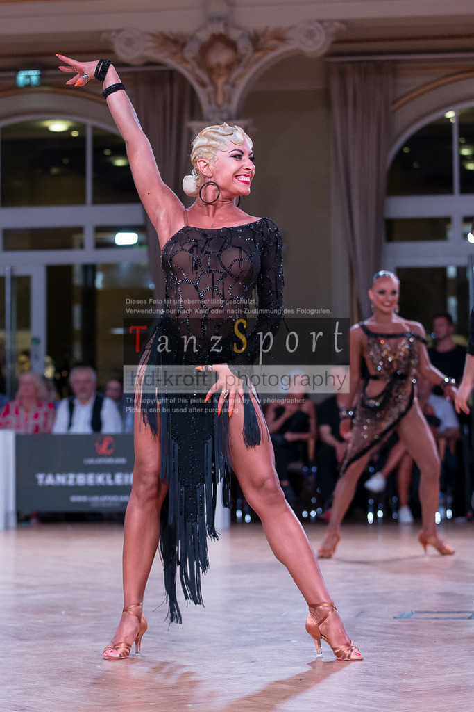 20240706_WDSF_WO_Latin_12176 | Tanzsportbilder, Standardtanz, Lateintanz, WDSF, DTV, LTVB, dancecomp, goc, hessen tanzt, blaues band der spree, walzer, tango, wiener walzer, slowfox, quickstepp, samba, rumba, cha-cha-cha, paso doble. jive, hd-kroft photography, turniertanzsport