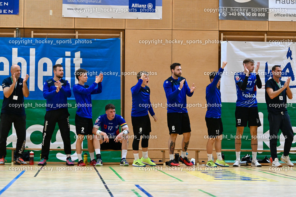 SC Ferlach vs. HC Linz AG 11.10.2023 | Spielerbank SC Ferlach, MIKLIN Gerald, #33 STRIEBNIG Florian SC Ferlach, #2 LÄNGLE Caspar SC Ferlach, #17 PAVLOV Hari SC Ferlach, #9 SAGER Nico SC Ferlach, #6 KROBATH Leander SC Ferlach, #13 Rakipov Smakaj Ali SC Ferlach, #77 BOBAS Rudi SC Ferlach, Assitentcoach SC Ferlach Pomorisac Dean, SC Ferlach vs. HC Linz AG 11.10.2023, SC Ferlach vs. HC Linz AG am 11.10.2023 in Ferlach (Ballspielhalle Ferlach), Austria, (Photo by Bernd Stefan)