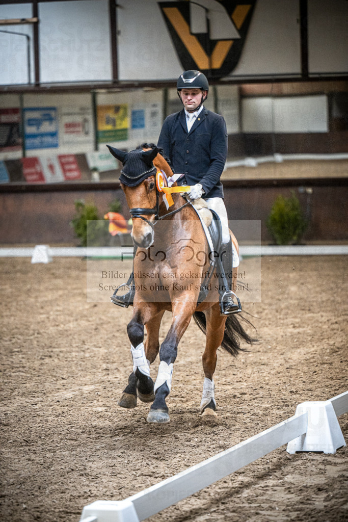 DOS_0043 | Entdecke hochwertige Reitturnierfotos von Foto Oger. Professionell, emotional und authentisch – jetzt Lieblingsmomente im Shop bestellen.Deutschlandweite Turnierfotografie. - Realisiert mit Pictrs.com