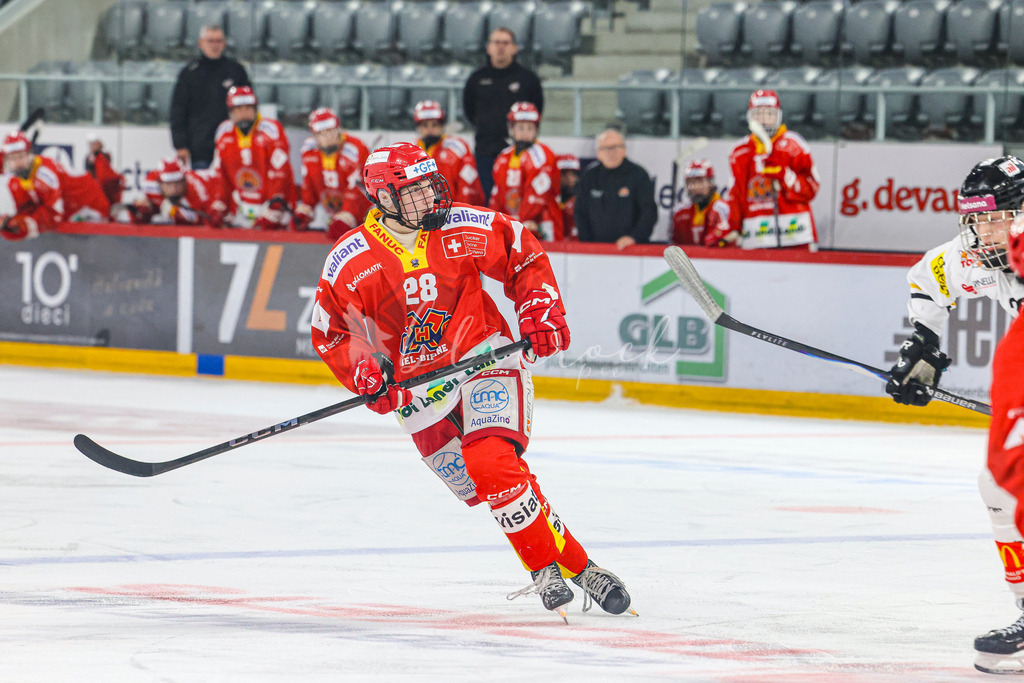 701A3169 | Sportbilder, Sportfotograf, Hochzeits- und Eventfotografin, Flugshows, Portraits und Tiershooting, Aviation, Downhill, Nationalleague, Swissleague, International