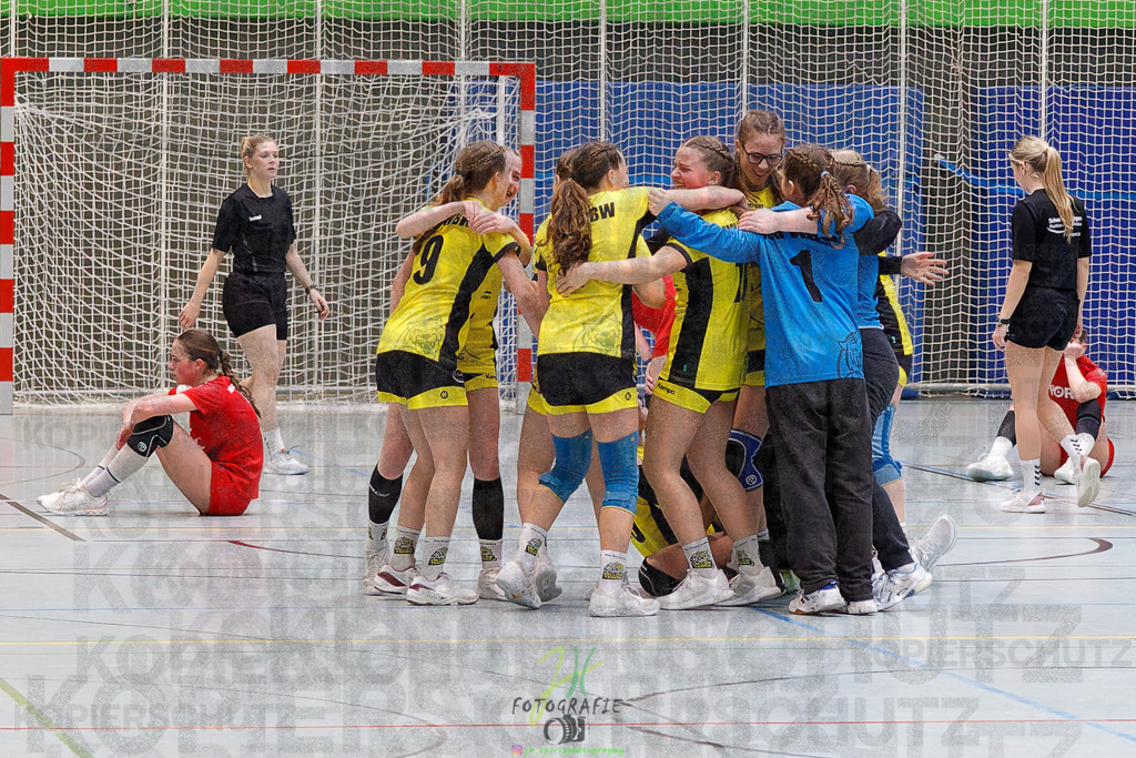 Hessenmeisterschaft wJC - Finale; HSG Kleenheim - HSG Weiterstadt/ Braunsh.Worf. | Hessenmeisterschaft wJC - Finale; HSG Kleenheim - HSG Weiterstadt/ Braunsh.Worf. am 22.03.2025 in Biedenkopf (Sporthalle Lahntalschule)Photo © 2025 - Jörg Heinrich - Realisiert mit Pictrs.com