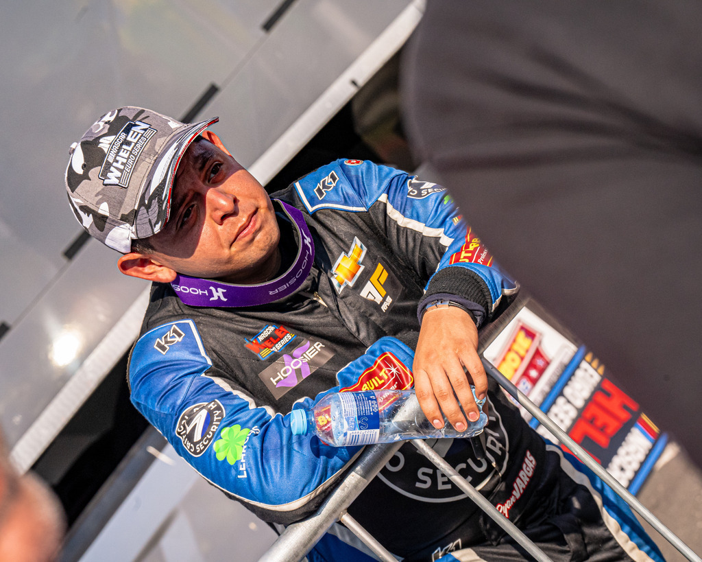 _DSC9157 | Exklusive Motorsport-Fotografie aus Leipzig von TXO Media – für Rennfahrer, Teams & Sponsoren. Sausemuth liefert starke Bilder, die Emotion zeigen. Jetzt buchen & glänzen! - Realisiert mit Pictrs.com