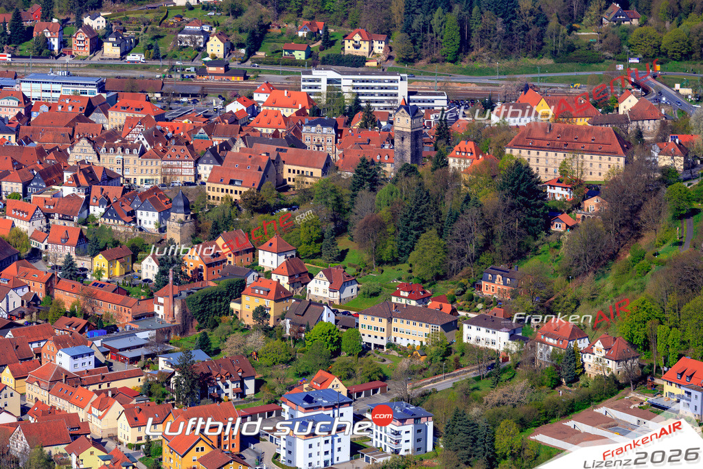 Die Luftaufnahme der Stadt Kronach wurde 2017 vom Flugzeug heraus erstellt ( keine Drohne )- hohe Auflösung für beste Qualität