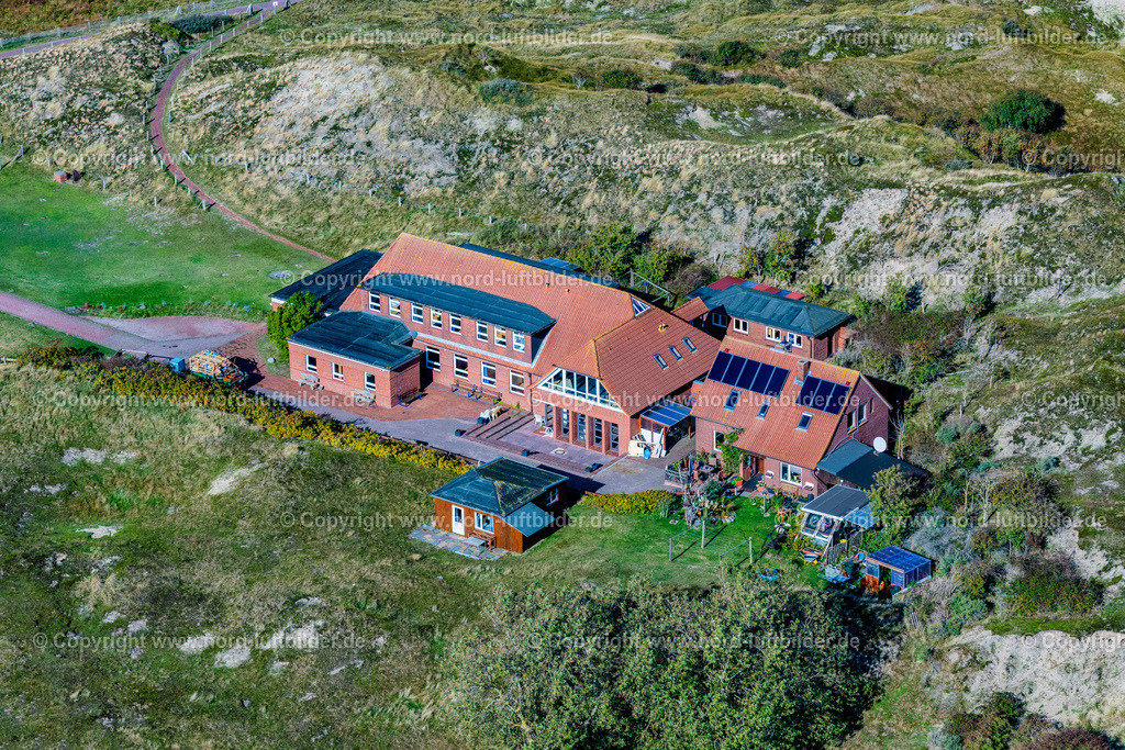 Baltrum_BK_Heim_ELS_5353091022 | BALTRUM 09.10.2022 Gebäude des BK-Heim Baltrum - FZH d. Evang in Baltrum im Bundesland Niedersachsen, Deutschland. // Building of the BK-Heim Baltrum - FZH d. Evang in Baltrum in the state Lower Saxony, Germany. Foto: Martin Elsen