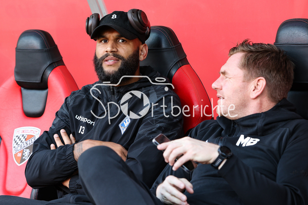 FC Ingolstadt - SV Waldhof Mannheim | Vor der Partie in ingolstadt auf der Band Terrence BOYD (SVW #13)