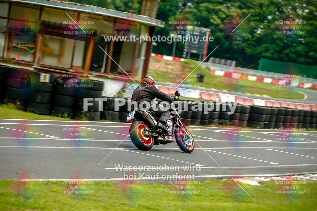 VBK-4310 | Hier findet Ihr Bilder von Touristenfahrten auf der Nürburgring Nordschleife oder von anderen Veranstaltungen die ich besucht habe. Viel Spass beim Durch Schauen 