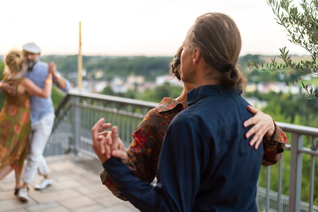 Tango Milonga | Tango Milonga im Forte Belvedere Leisnig zum Festival Hallo Leisnig 2022. - Realisiert mit Pictrs.com