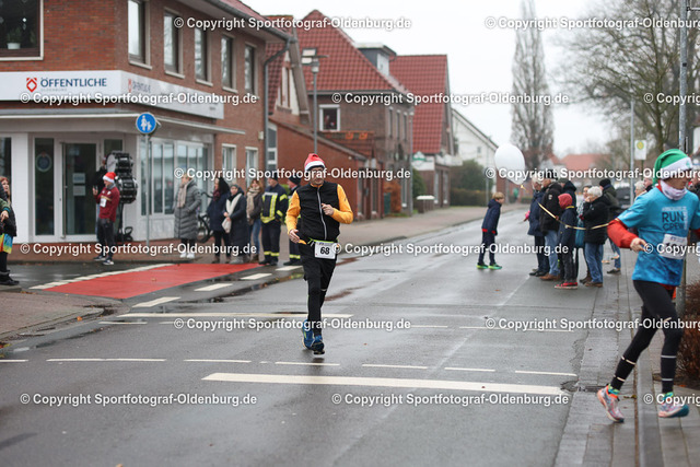 WMLA3131 | Bildershop "Sportfotograf-Oldenburg" mit Fotos von Sportevents in Oldenburg und Umzu. - Realisiert mit Pictrs.com