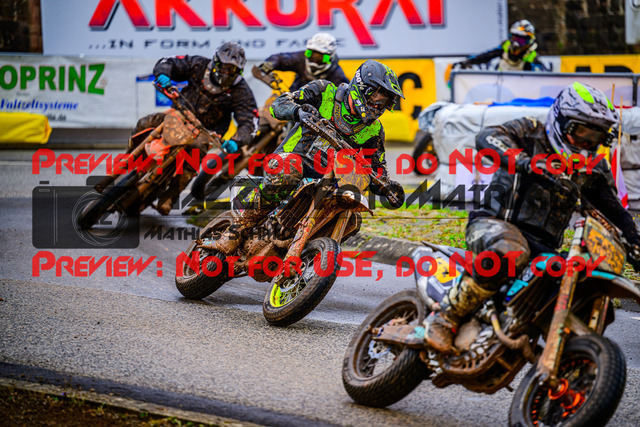 MaZZes_FotoMatrix_240818_6021986_5345 | S2