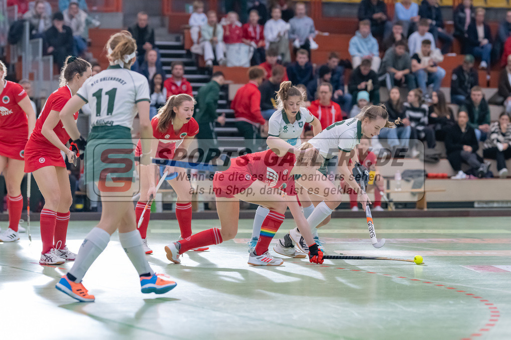 HK_20230108_102529 | 1. Bundesliga ( Halle ) Damen Crefelder HTC - Uhlenhorst Mülheim am 8.1.2023 Crefelder HTC  ( CHTC ), Krefeld , Krings Lynn ( Crefelder HTC #19 )