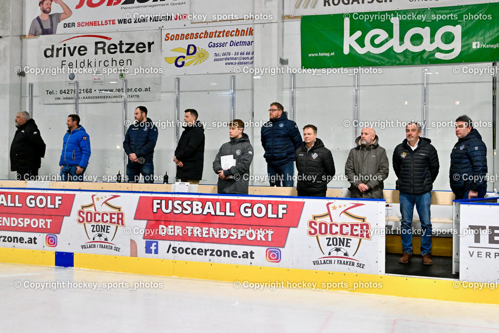  ESC Steindorf vs. EHC Althofen 2.3.2023 | Assistentcoach ESC Steindorf MAYER Michael, Headcoach ESC Steindorf MOSER Robert, Superstar Wahl Sieger 2022/23 Marco Steiner, EHV Präsident Michael Herzog Löschnig, Marco Steiner, Thomas Springer Prokurist Regional Medien, KEHV Schiedsrichter Referent Michael Baumann, ESC Steindorf Obmann Hans Tschernutter
