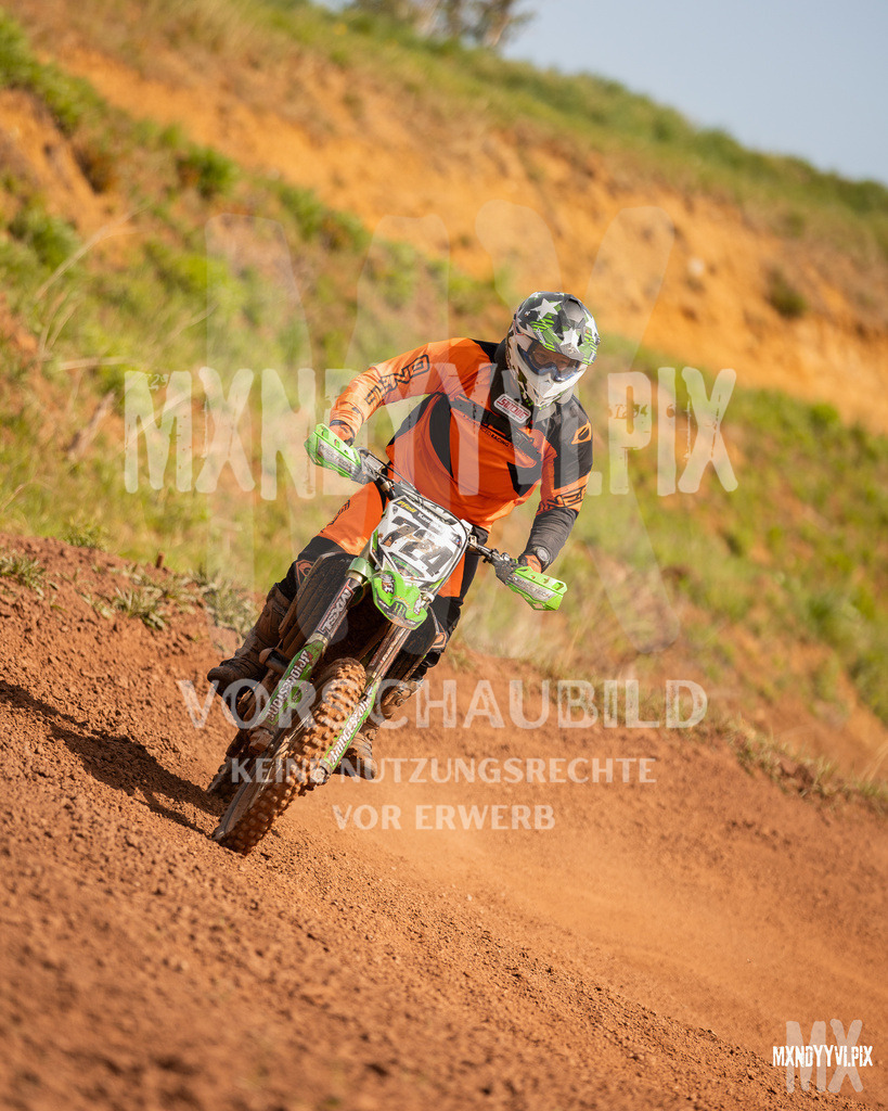 866A4053 | mxndyyvipix
