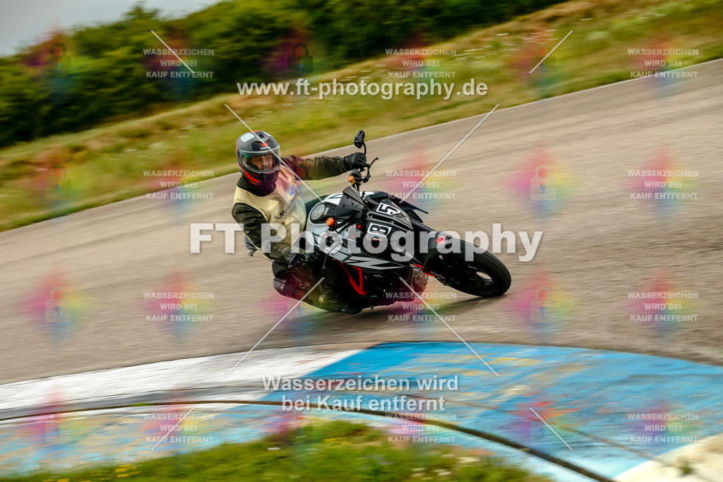 Chambley Juli-1456 | Hier findet Ihr Bilder von Touristenfahrten auf der Nürburgring Nordschleife oder von anderen Veranstaltungen die ich besucht habe. Viel Spass beim Durch Schauen 