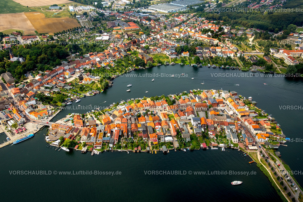 Mueritz16070981Malchow | Insel Malchow mit Hafen und neuer Zugbrücke,  Malchow, Mecklenburgische Seenlandschaft, Mecklenburgische Schweiz, Mecklenburg-Vorpommern, Deutschland