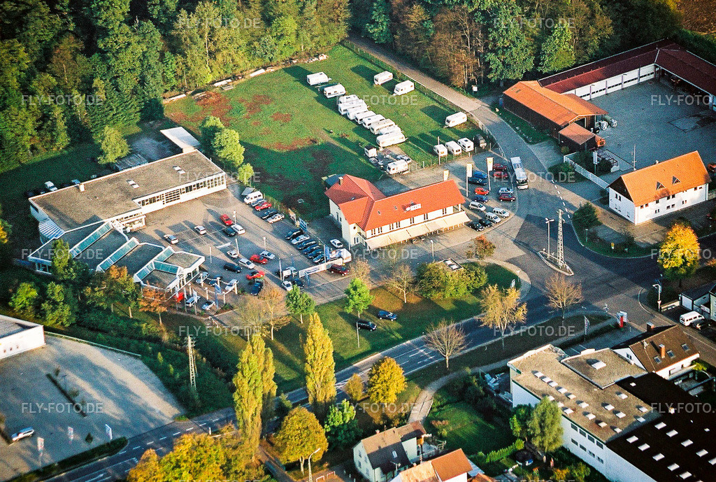 Gewerbegebiet Lauterburger Straße mit Ford-Auto Bohlender  und Sporthaus Frey | Luftbild: Gewerbegebiet Lauterburger Straße mit Ford-Auto Bohlender  und Sporthaus Frey in Kandel im Bundesland Rheinland-Pfalz in Deutschland. Foto: NEG564314.jpg vom 21.10.2005 durch Werner Riehm/FLY-FOTO.de - Realisiert mit Pictrs.com