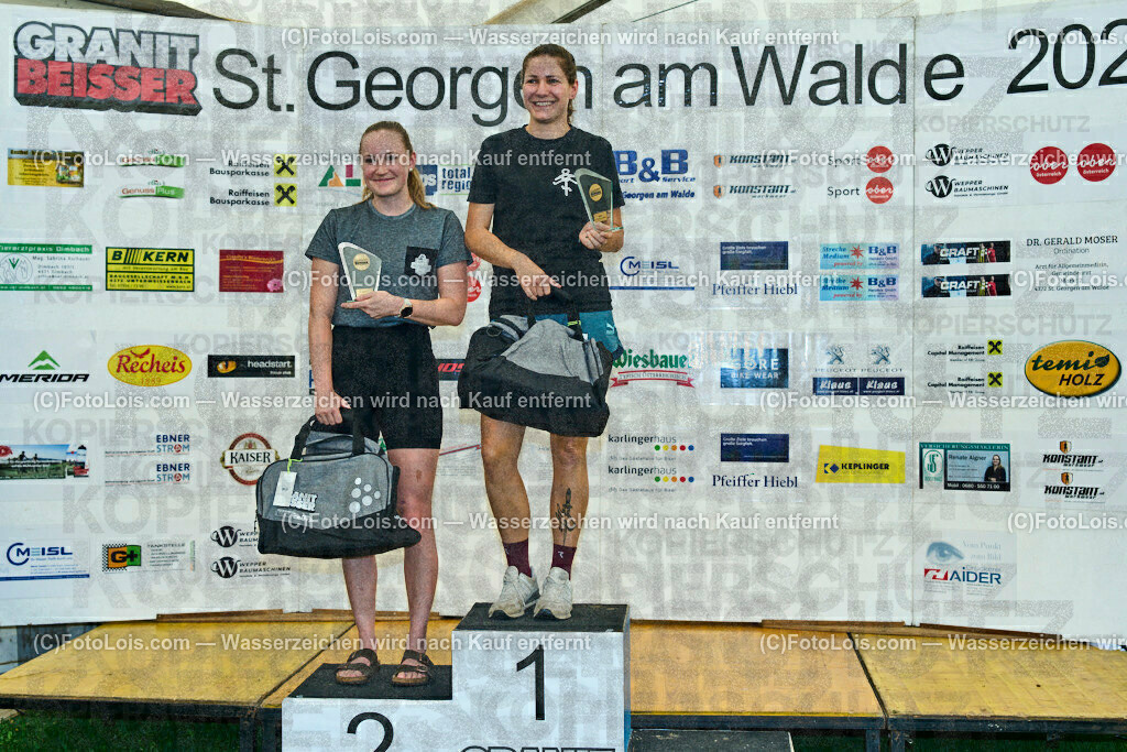 ALP7960_XXIX_GRANITBEISSER_Siegerehrung | (C)FotoLois.com, Alois Spandl, 29. GRANITBEISSER - Mountainbike-Marathon in St. Georgen am Walde, Start/Ziel/Siegerehrung, Sa 2. September 2023.