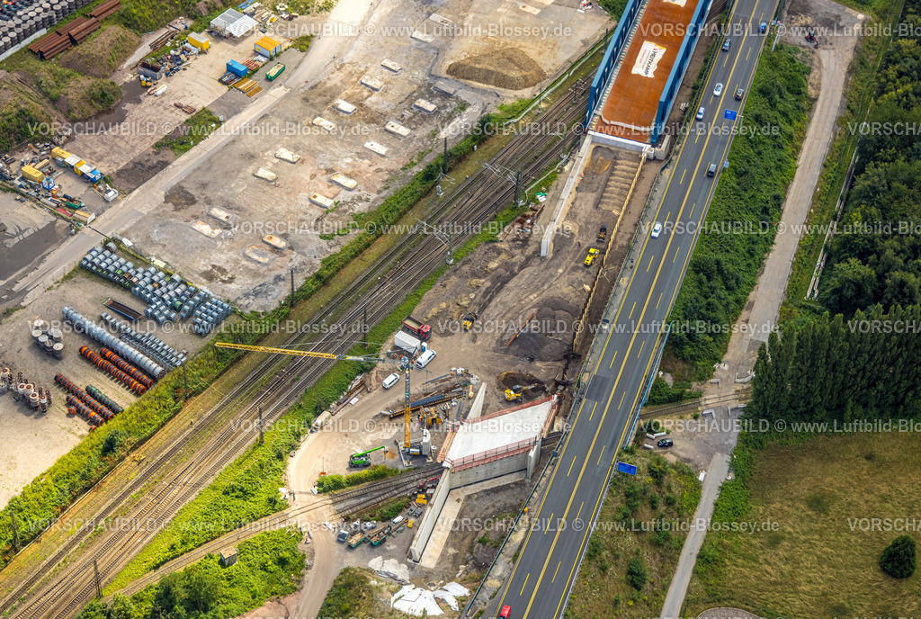 Herne250702950A43 | Luftbild, Großbaustelle Autobahnkreuz Herne mit Tunnelbau, Autobahn A43 zwischen Recklinghausen Emscher- und Rhein-Herne-Kanal Überführung und Abfahrt Bochum Riehmke , Autobahn A42, Baukau-West, Herne, Ruhrgebiet, Nordrhein-Westfalen, Deutschland