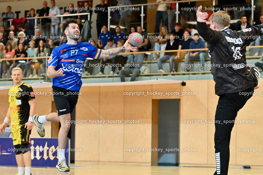 SC Ferlach vs. Bregenz Handball | #77 BOBAS Rudi SC Ferlach, #16 HÄUSLE Ralf Patrick Bregenz Handball, SC Ferlach vs. Bregenz Handball, SC Ferlach vs. Bregenz Handball am 28.09.2024 in Ferlach (Ballspielhalle Ferlach), Austria, (Photo by Bernd Stefan)