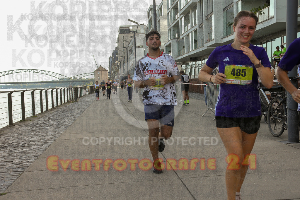 250920_1455_EX1_8241 | Sportfotografie im Rhein-Sieg Kreis, Köln, Bonn, NRW, Rheinland Pfalz, Hessen, etc. Unser Tätigkeitsfeld umfasst den Laufsport vom Volkslauf über den Marathon, Duathlon, Triathon bis zum Ultralauf wie Kölnpfad Ultra oder Schindertrail.