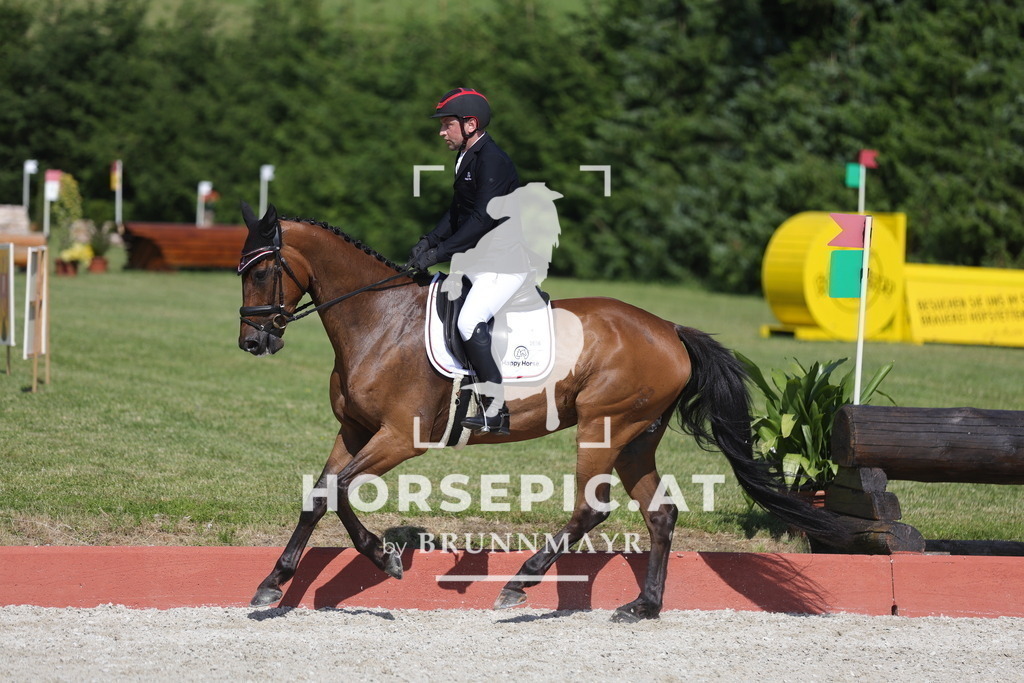 0P6A7808 | Willkommen bei Brunnmayr - Design & Fotografie – Ihrem Spezialisten für Reitturniere und Pferdeveranstaltungen in Oberösterreich, Salzburg und Bayern! Seit über 17 Jahren sind wir leidenschaftlich dabei.