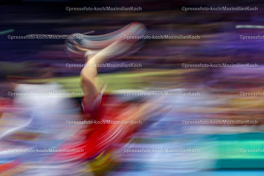 EHF19012601144 | 19.01.2026, Handball, Men's EHF EURO 2026, Österreich - Serbien, Jyske Bank Boxen in Herning, Dänemark, Preliminary Round: Dynamic Feature of players on the pitch Dynamik Dynamisch Symbolbild   Markus Mahr (Austria #06) 