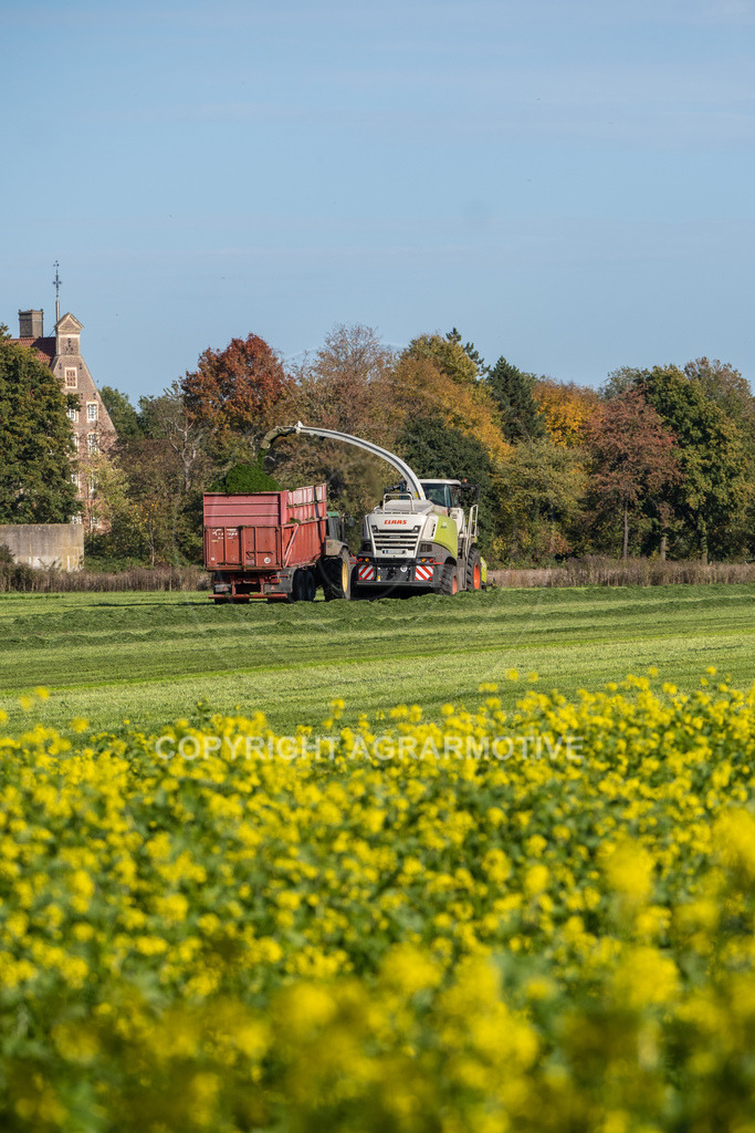 20221012-_DSF9333 | Der letze Grasschnitt im Jahr - Realisiert mit Pictrs.com
