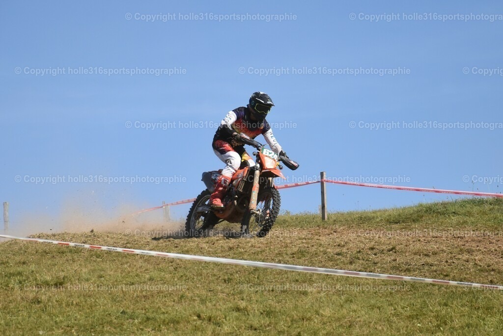 DSC_0204 | Sportfotografie , Motorsport, Motoross, Reitsport, Mointainbike, Enduro,
Landschaft , Outdoor, Eventfotografie, Landschaft, Bilder online bestellen - Realisiert mit Pictrs.com