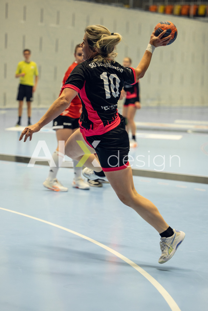 Handball I Frauen I Saison 2025-2026 I Frauen 2. Liga I 8. Spieltag I SG Schaffhausen - SG Red Dragons Uster I 23.11.2025 | Hochwertige Sportfotos kaufen & lizenzieren für Medien, Vereine, Agenturen & Sportler:innen. Entdecke professionelle Sportfotografie im Bildshop von Alexander Franzen. - Realisiert mit Pictrs.com