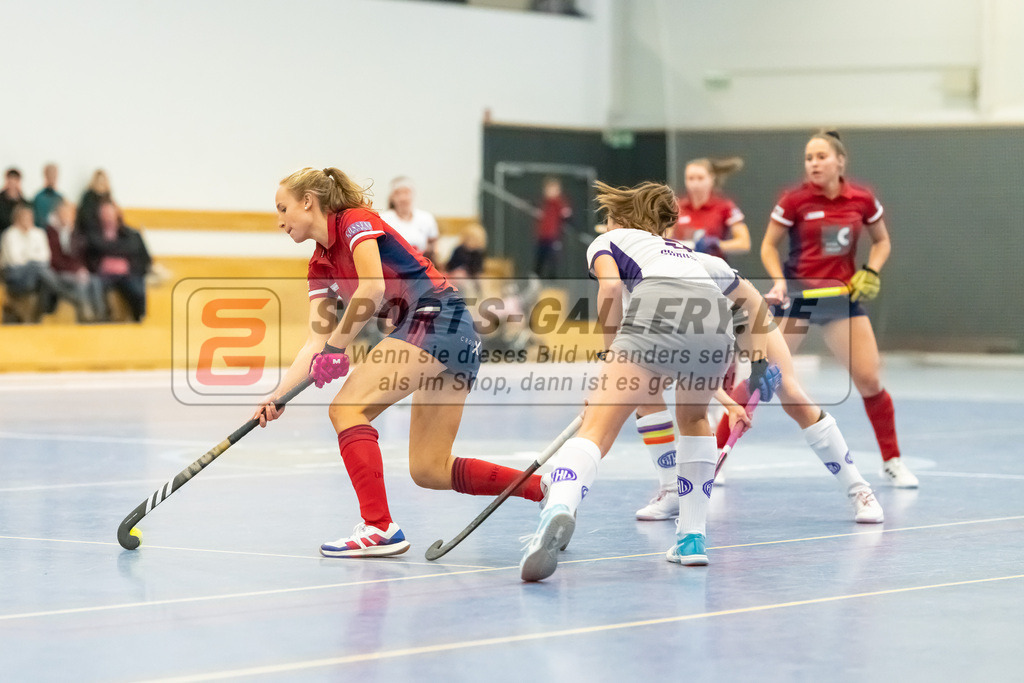 HK_20221203_101865 | 1. Bundesliga ( Halle ) Damen Düsseldorfer HC -  Bonner THV am 3.12.2022 Düsseldorfer HC, Düsseldorf , Lisa Nolte ( Düsseldorfer HC #17 )