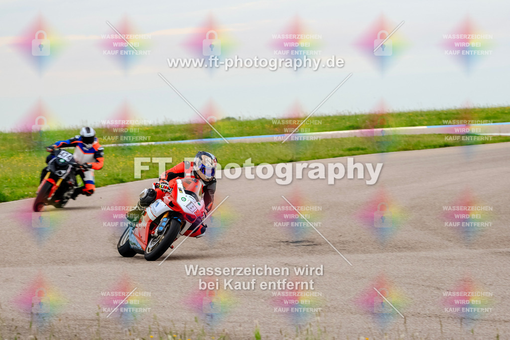 MotoTeam-1893 | Hier findet Ihr Bilder von Touristenfahrten auf der Nürburgring Nordschleife oder von anderen Veranstaltungen die ich besucht habe. Viel Spass beim Durch Schauen 