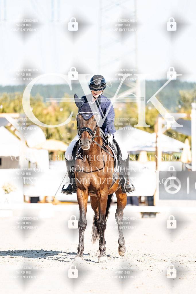 CK907393 | Turnierfotografie Pferdefotografie Trier Rheinland-Pfalz Pferdesport Reitsport Tierfotografie Sportfotografie Pferdevideo Pferdevideografie Equestrianvideography equestrianphotography  - Realisiert mit Pictrs.com