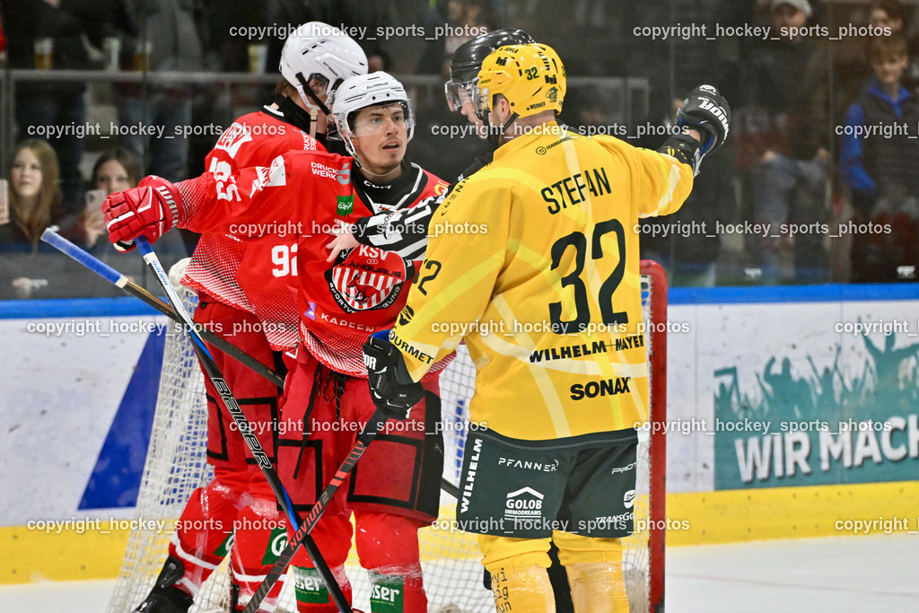 KSV KÄNGURUS vs. EHC Lustenau | #65 Malle Michael KSV, #32 Stefan Daniel EHC Lustenau, KSV KÄNGURUS vs. EHC Lustenau, KSV KÄNGURUS vs. EHC Lustenau am 14.03.2026 in Kapfenberg (Sportzentrum Kapfenberg), Austria, (Photo by Bernd Stefan)