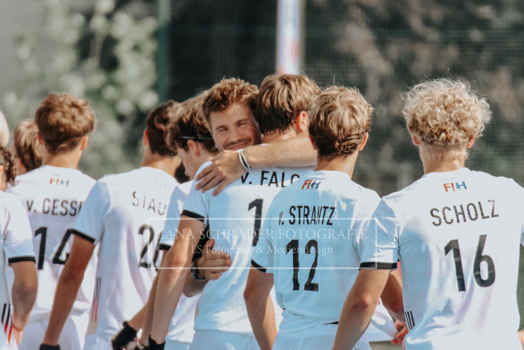U18_EM_BOYS_HF1_GER-BEL_18.07.25_Lille (14 von 900) | lanaschraderfotografie - Realizado com Pictrs.com