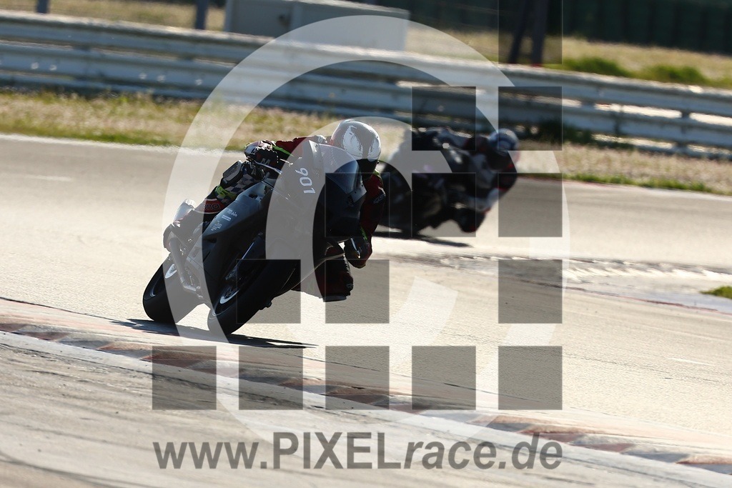 0901-20260403_06138 | Schöne Erinnerungen an spannende Momente - das festzuhalten ist unser Job. PIXELrace.de ist seit 2003 auf den Rennstrecken Europas unterwegs um die Action draußen beim Fahren und die wunderbare Stimmung imm Fahrerlager für euch einzufangen.