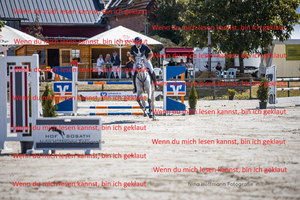 BK1A6227 | Turnierbilder Turnierfotos Nina Hüffmann Turnierfotografie Pferdefotografie Tierzeichnung Haustierzeichnung Pferdezeichnung Hundezeichnung Videograf  - Realisiert mit Pictrs.com