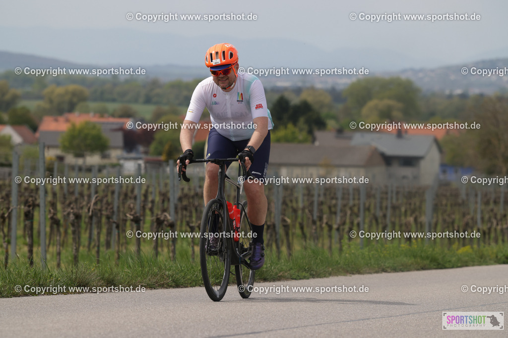 368A5518 | Neusiedlersee Radmarathon 2026@sportshot_your_pictrs #yourpictures#roadtowm2029 #nrm #neusiedlerseeradmarathon #neusiedlersee #neusiedlerseetourismus #burgenland #mörbisch #nrm26 #burgenlandtourismus #voglundco #poweredbyburgenlandtourismus #radsport #rad #marathon #ucigranfondo #visitburgenland #ucigranfondoworldseries