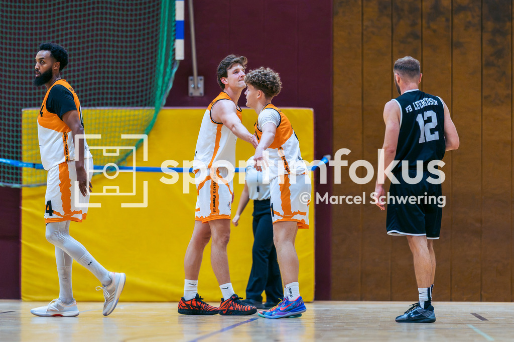 Südwest Baskets Wuppertal – SC Fast-Break Leverkusen | 2. Regionalliga 1 Herren: Südwest Baskets Wuppertal gegen SC Fast-Break Leverkusen, Wuppertal, 19.09.2026. Endstand: 82:71. sportimfokus / Marcel Schwering - Realisiert mit Pictrs.com