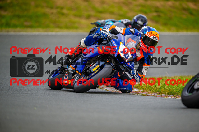 MaZZes_FotoMatrix_240726_6007705_8492 | STK