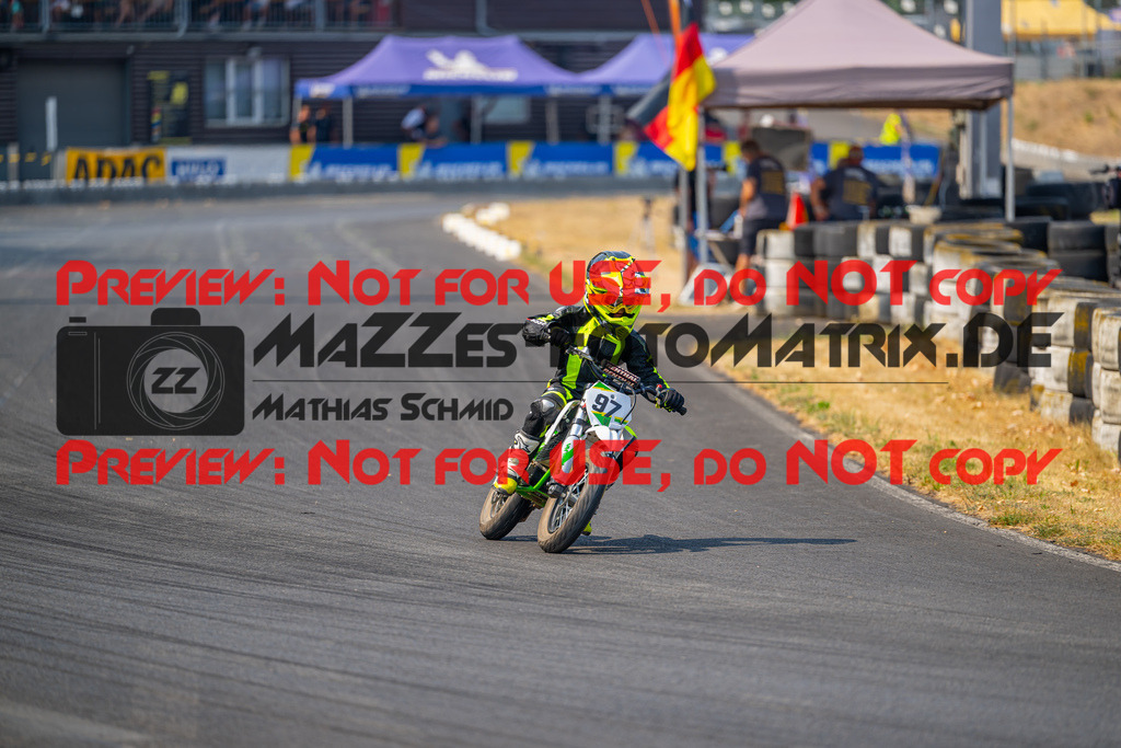 MaZZes-Fotomatrix-20260816-618575 | ROOKIES