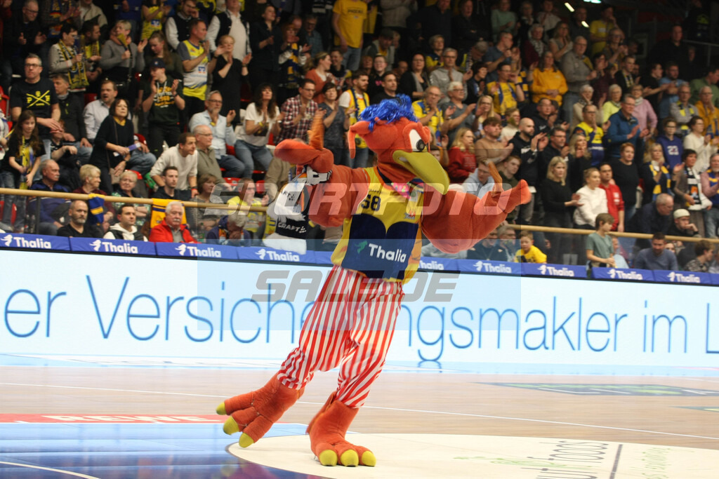 Phoenix Hagen - Eisbären Bremerhaven | Maskottchen Felix - © Sportfoto-Sale (MK) - Realisiert mit Pictrs.com