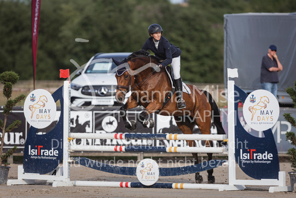 240629_LüPfSpTa_Stil-A-515 | Deine schönsten Turniermomente als professionelle Fotos! Entdecke hochwertige Pferdesport-Fotografie im Online-Shop. Jetzt Fotos finden & bestellen!