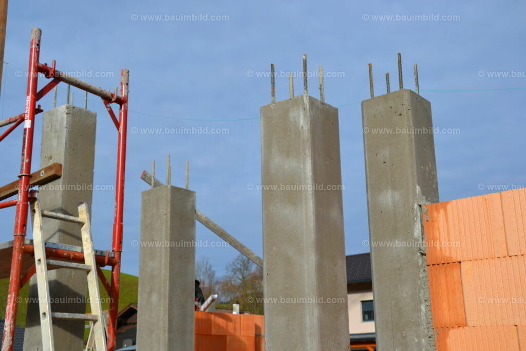 bib-lg04-sonstige-betonarbeiten-0696 | Nach LV-Leistungsgruppen sortierte Detailfotos über den Bau eines Hauses. Alle Hausbau-Bilder direkt vom Urheber und Autor der Website Haus-Selber-Bauen.com