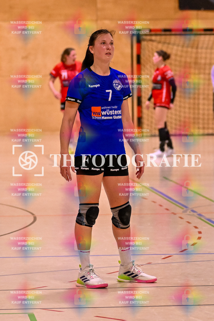 GER, SG Maulburg/Steinen - TuS Helmlingen, Handball, Suedbadenliga, 14. Spieltag, Saison 2023/2024, 17.02.2024 | Geraldine Kimmer (TuS Helmlingen, #07)

GER, SG Maulburg/Steinen - TuS Helmlingen, Handball, Suedbadenliga, 14. Spieltag, Saison 2023/2024, 17.02.2024

Foto: TH Fotografie/Thomas Hess