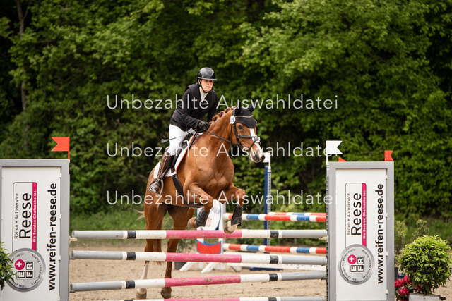 Bad_Meinberg_00019 | saradresslerfotografie - Realisiert mit Pictrs.com
