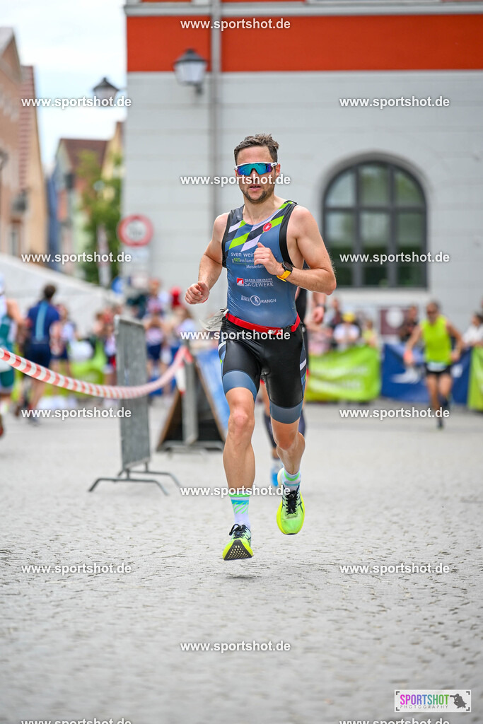 SZI_6143 | Stadttriathlon Erding 2025. #yourpictrs #sportshot_your_pictrs @Sportshotphotography #stadttriathlonerding Copyright: www.sportshot.de
